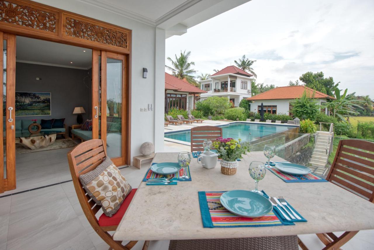 Wake In Paradise And Luxury Lebah Villas Ubud Kültér fotó