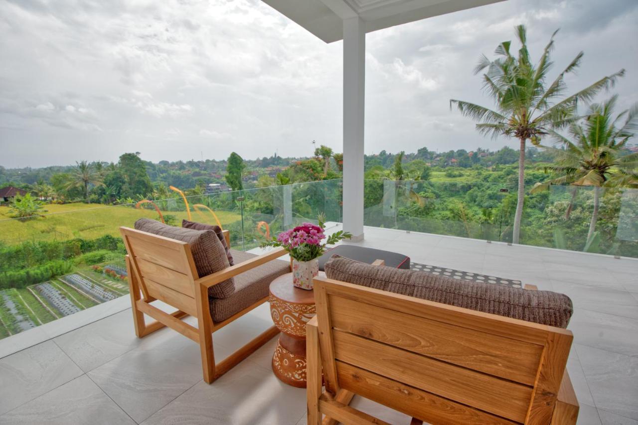 Wake In Paradise And Luxury Lebah Villas Ubud Kültér fotó