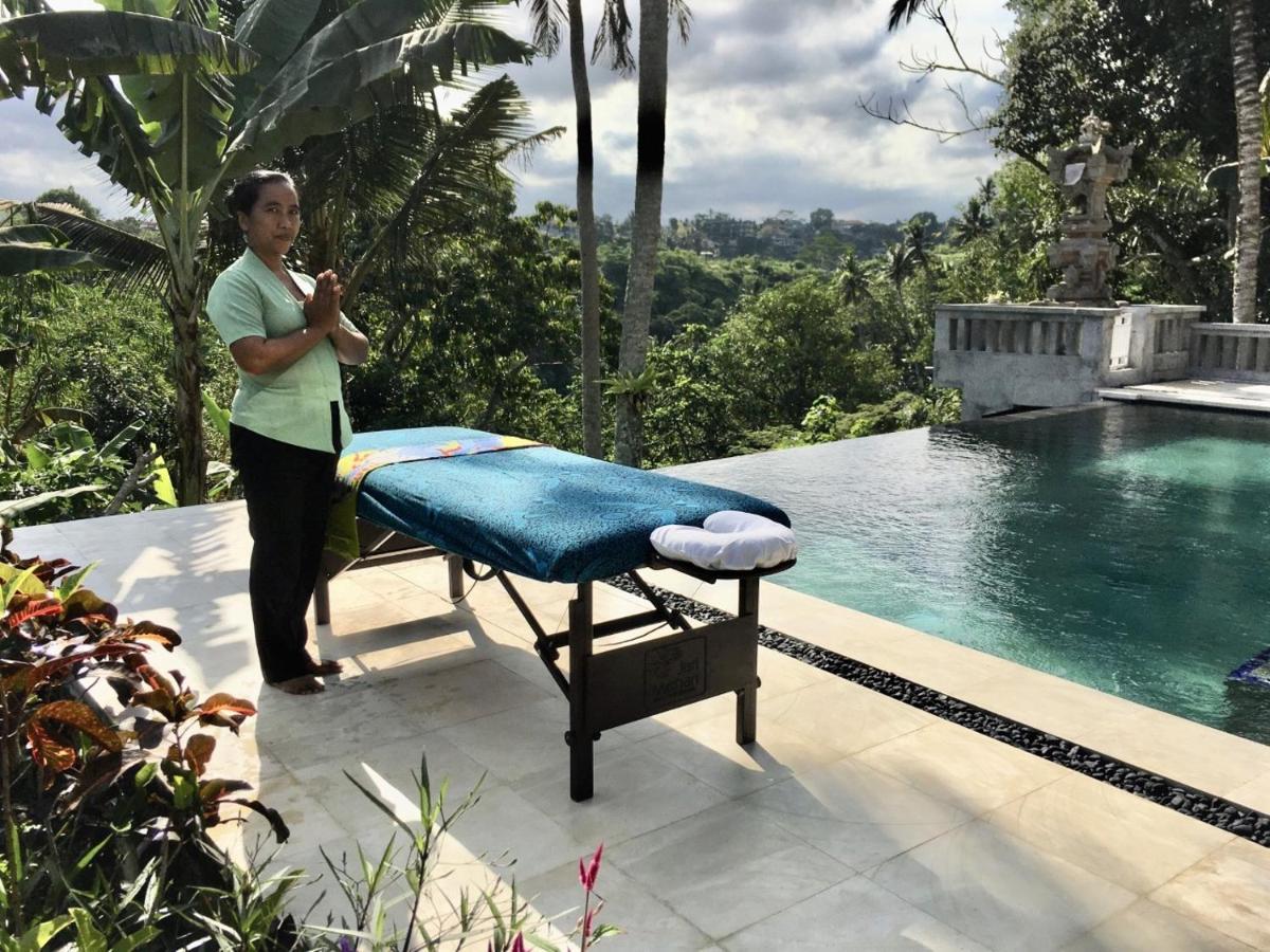 Wake In Paradise And Luxury Lebah Villas Ubud Kültér fotó